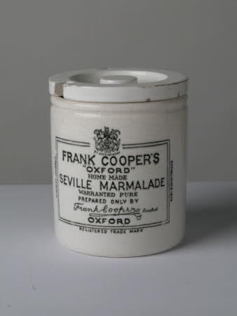 Marmalade pot