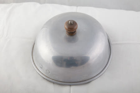 Plate cover
