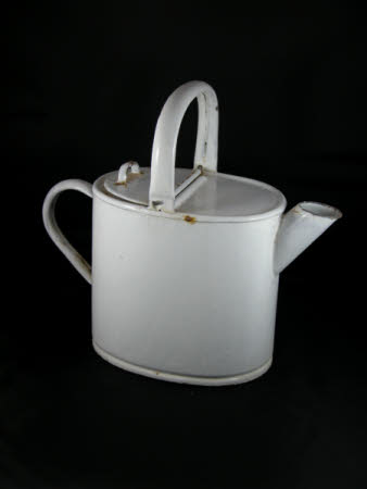 Hot water can