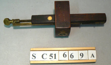 Mortice gauge