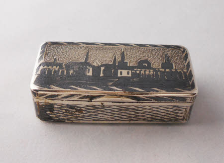 Snuffbox