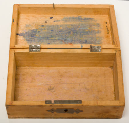 Wooden box