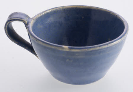 Toy cup