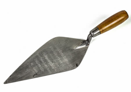 Presentation trowel