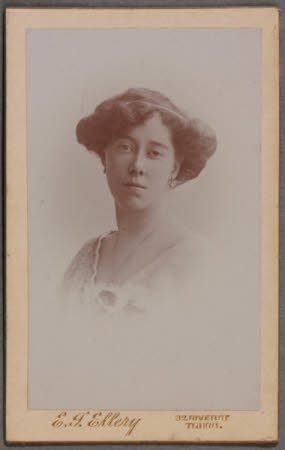 The Hon. Julia Caroline Everilda Agar-Robartes (1880-1969)