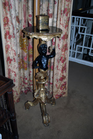 Stand