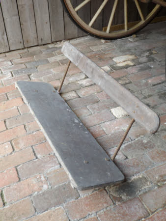 Carriage seat