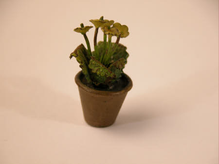 Doll's house plant pot