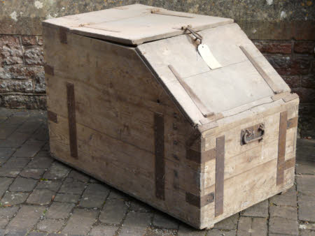 Wooden box