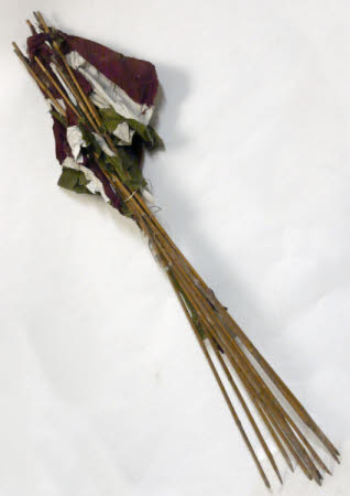 Marker pole