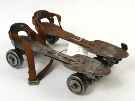 Roller skate