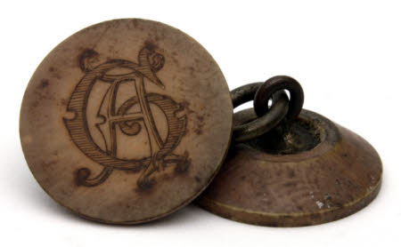 Cuff link