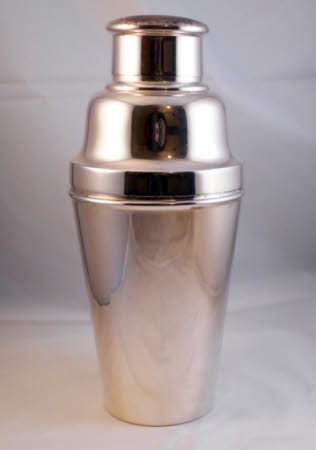 Cocktail shaker