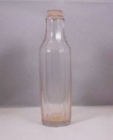 Condiment bottle