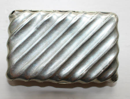 Cigarette case