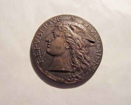 Prize medal for the International Cattle Show at the 1889 Universal Exhibition in Paris