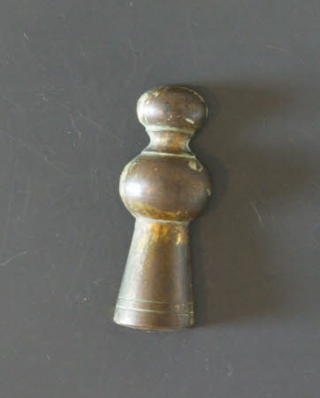 Keyhole cover