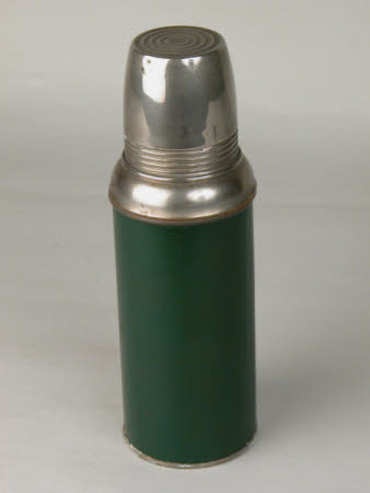 Vacuum flask