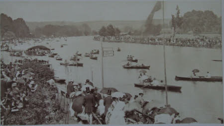 Scotney Castle © National Trust / Rachel Finch