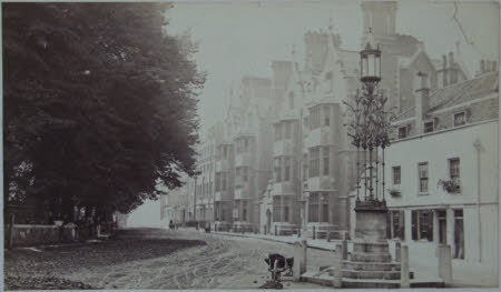 Scotney Castle © National Trust / Rachel Finch