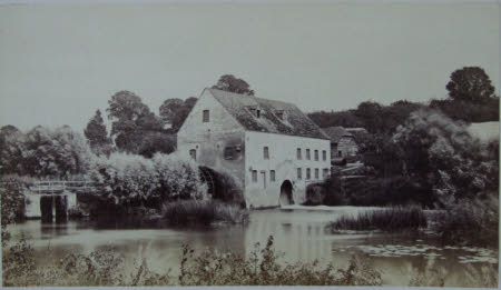 Scotney Castle © National Trust / Rachel Finch