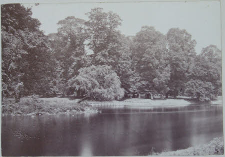 Scotney Castle © National Trust / Rachel Finch