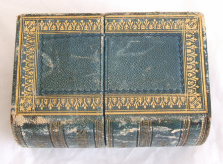 Photograph box