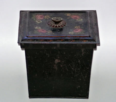Coal scuttle