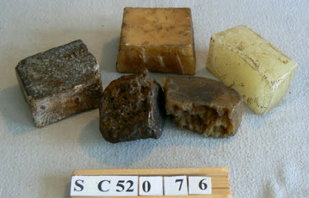 Wax polish base