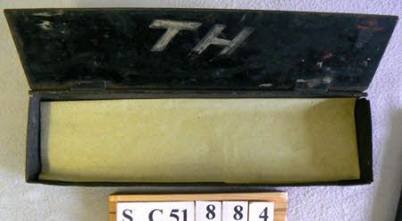 Storage box