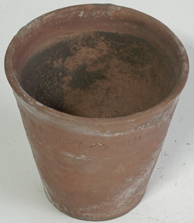 Plant pot