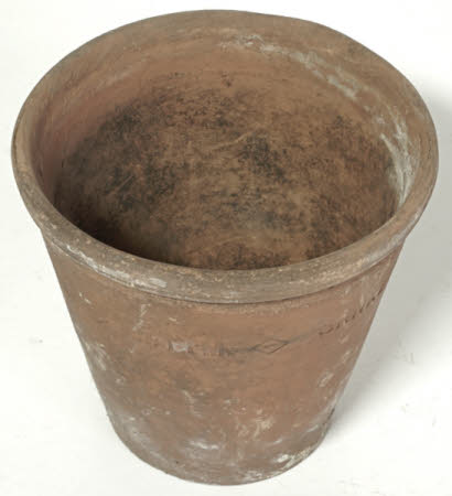 Plant pot