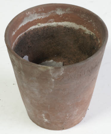 Plant pot