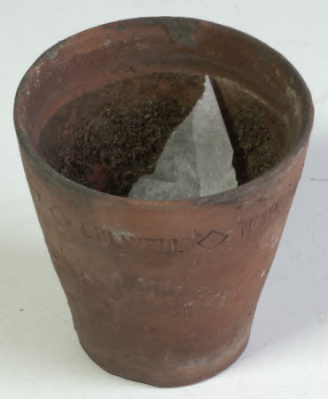Plant pot