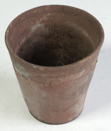 Plant pot
