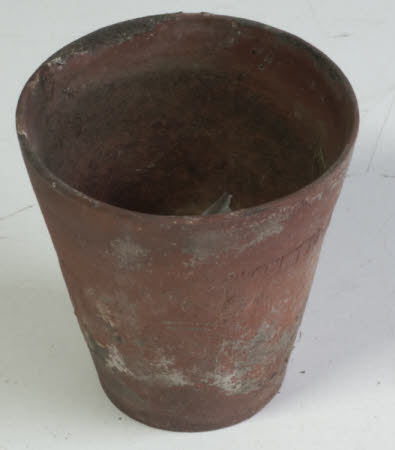 Plant pot
