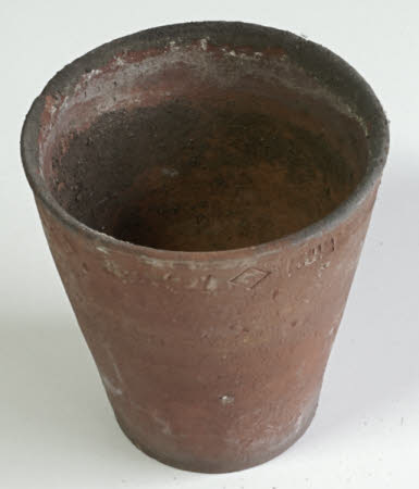 Plant pot