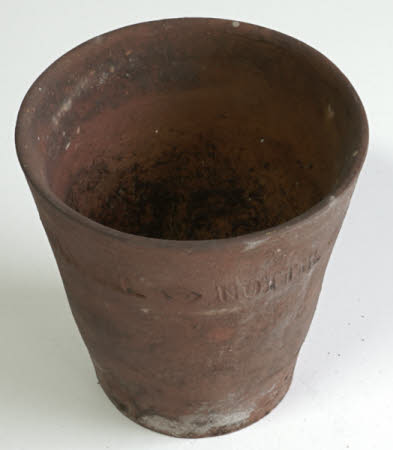 Plant pot