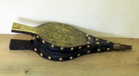 Hand bellows