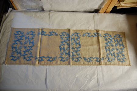 Table runner