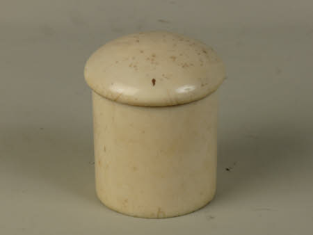 Bone pot
