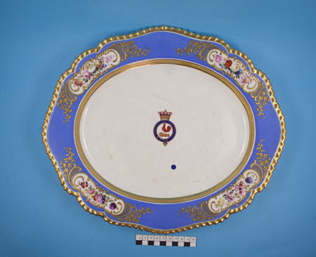 Oval dish