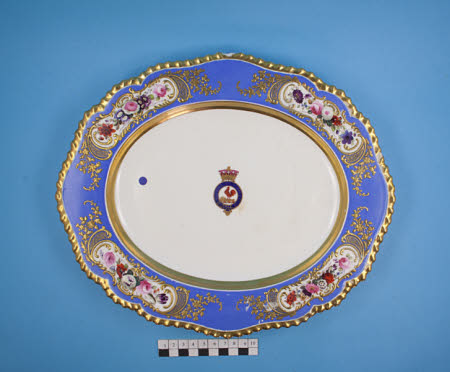 Oval dish