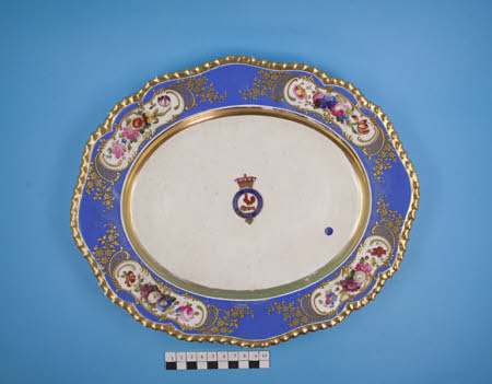 Oval dish