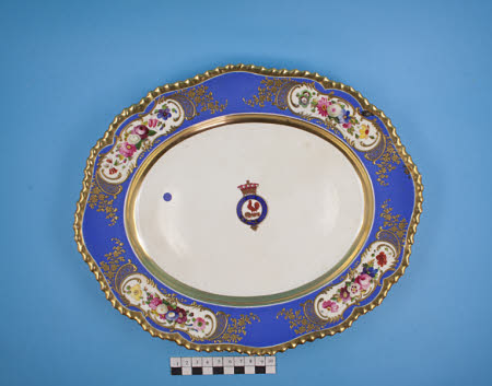 Oval dish