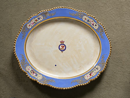 Oval dish