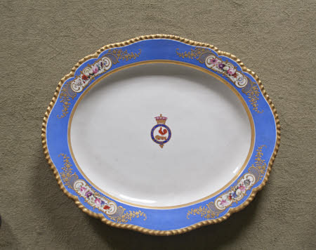 Oval dish