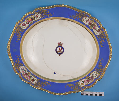 Oval dish
