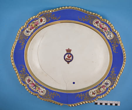 Oval dish