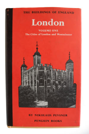 London . 1, The cities of London and Westminster By Nikolaus Pevsner.